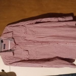 Bruno New York men's burgundy and white button up shirt. Size 3x